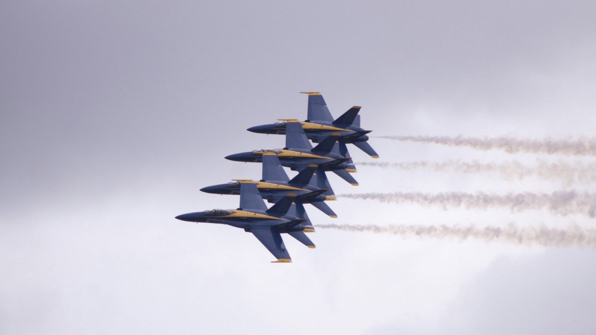 国际热身赛国家队爆冷 战术布局引发热议,国际热身赛直播