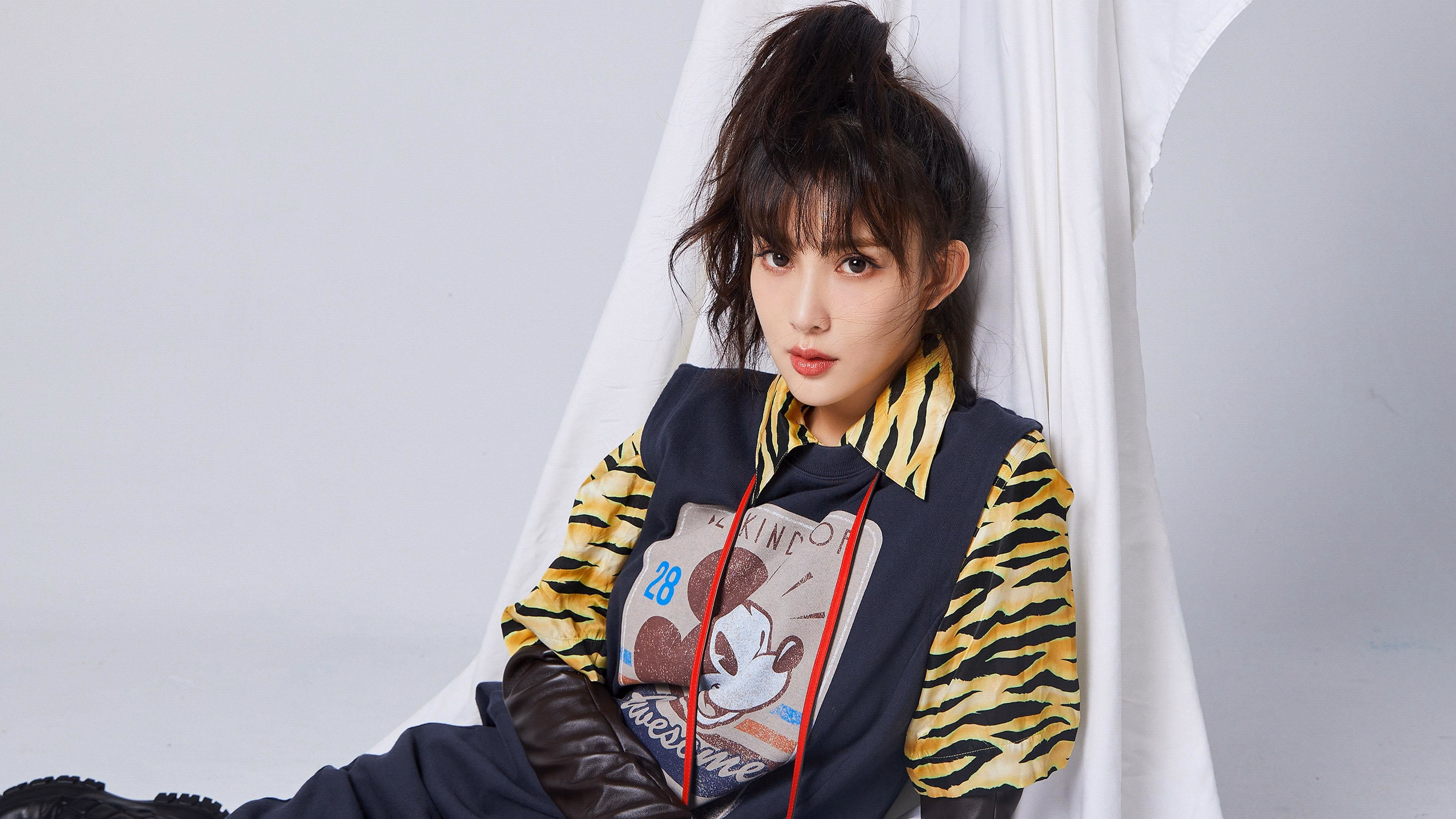 女子篮球联赛精彩瞬间 年轻球员崛起,女子篮球 帅