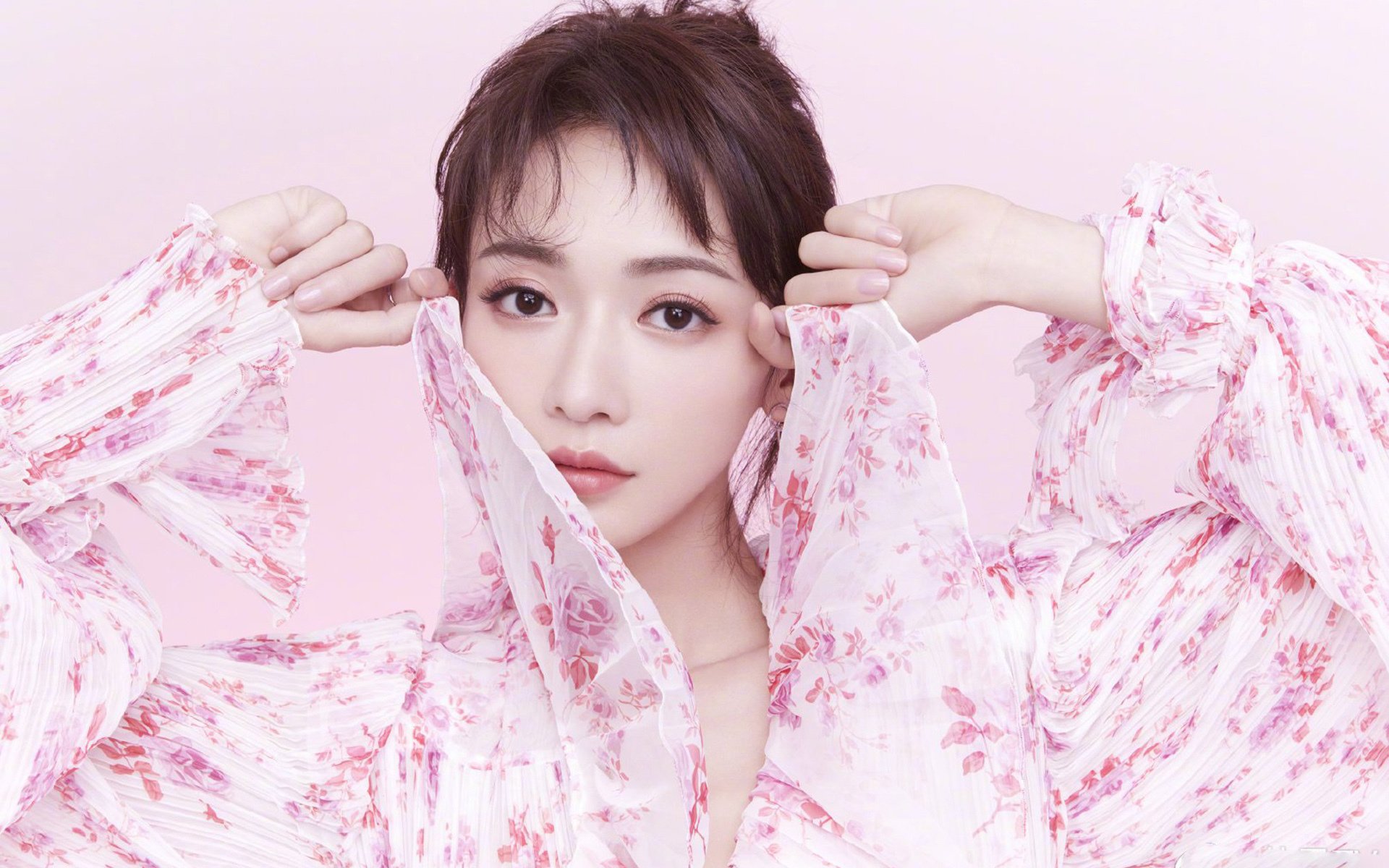 乐鱼体育在线网站-李娜发布个人新书分享成长故事，李娜成名作